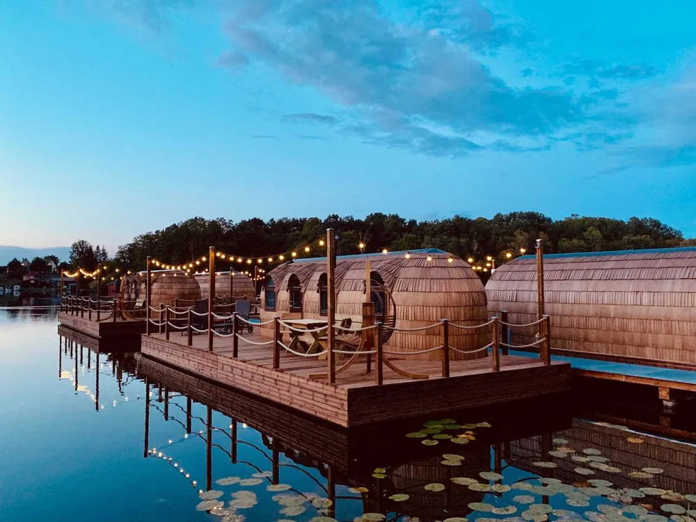 Iglucraft craft outdoor pods